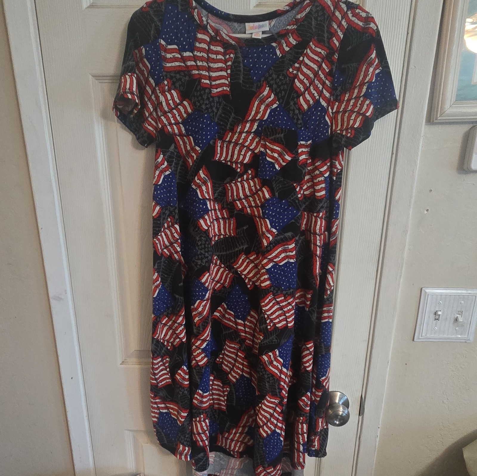 LuLaRoe Women's XS T-Shirt Dress Short Sleeve Round Neck Knee USA Flag Multi