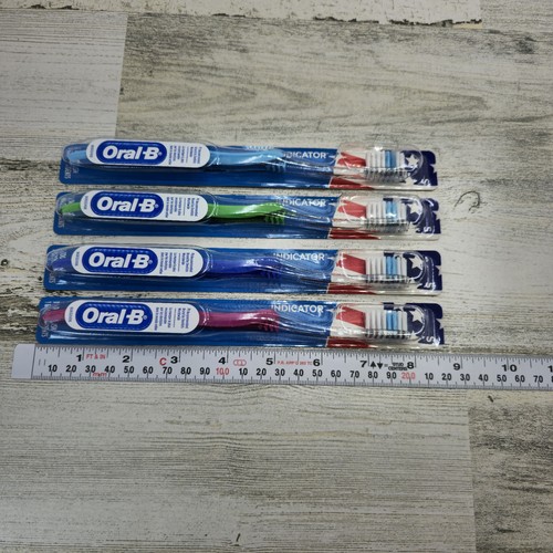 Oral B Soft Indicatore Spazzolino Completo Setole Dritte Vari Colori - Foto 3 di 4