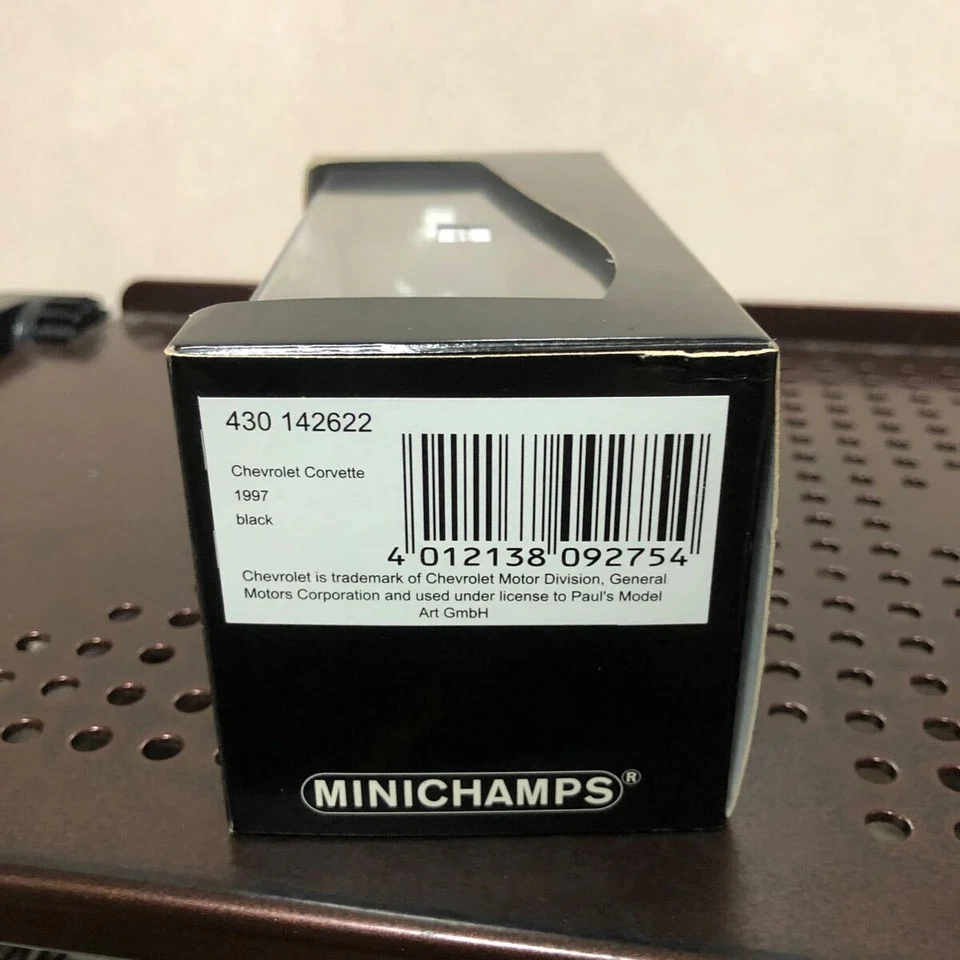 Modellino auto Minichamps 1/43 Chevrolet Corvette 1997 nero pressofuso da col... - Immagine 2 di 4
