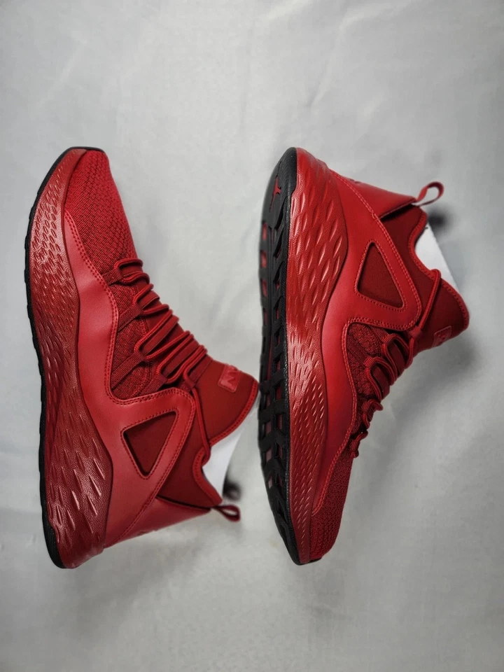 Nike Air Jordan Formula 23 881465-602 Talla 15 Gimnasio Rojo Negro Blanco Nuevo con Caja Raro Foto 3 de 4