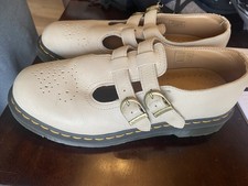 Dr. Martens Mary Jane Flats Beige Leather Buckle Straps Perforated Size 10