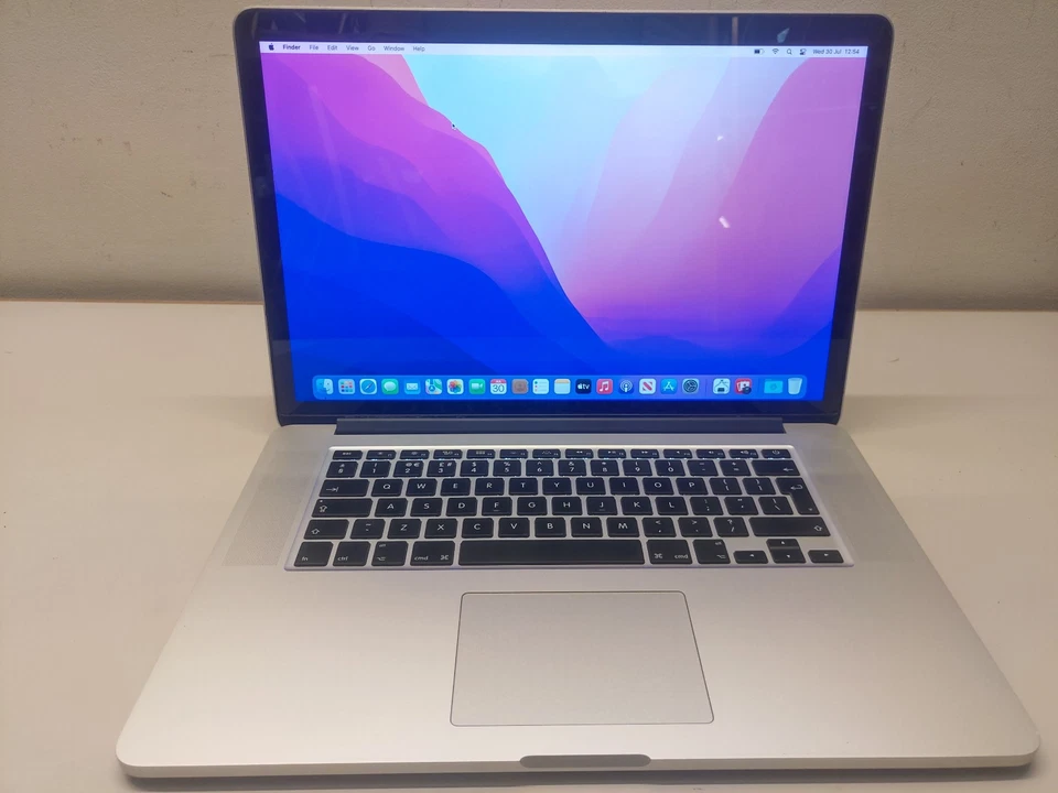 MacBook Pro Retina 15" 2015 | Radeon GPU 1TB SSD 16GB RAM 2.5GHz i7 | MS Office - Image 2 of 4