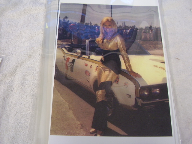 1969 OLDSMOBILE HURST HO 442 LINDA VAUGHN MISS HURST 11 X 17 PHOTO ...