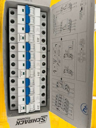 30 stk Schrack Sicherungsautomat, Kennlinie B, 16A, 3+ N, 10kA - Bild 2 von 3