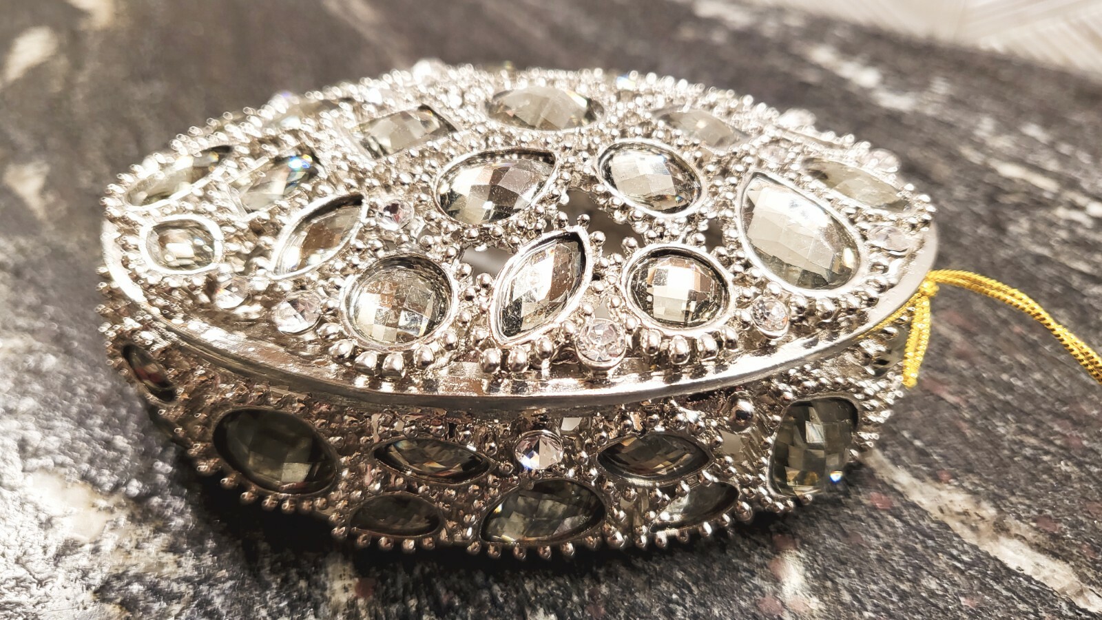 NWT CHRISTIAN SIRIANO Jeweled Jewelry/Trinket box, Silver, Top