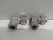 LOT OF (2) NEW! SWAGELOK 3/8" X 3/8" FNPT ELBOW CONNECTORS SS-600-8-6