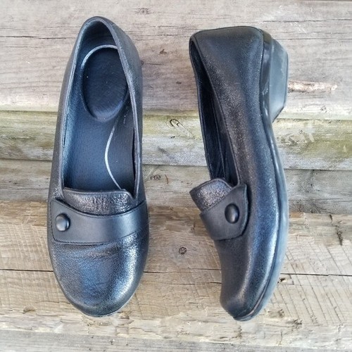 black leather dansko
