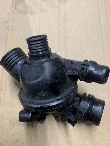 BMW 1 SERIES E87 2008 2.0 7552403 THERMOSTAT HOUSING - Picture 3 of 5
