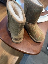 Uggs Kids boots Size 4