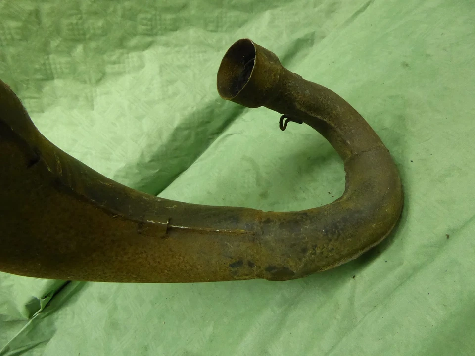 Exhaust Manifold 1982 Cagiva RX 125 1981 1982 (Air Cooler Engine) - Image 4 of 4