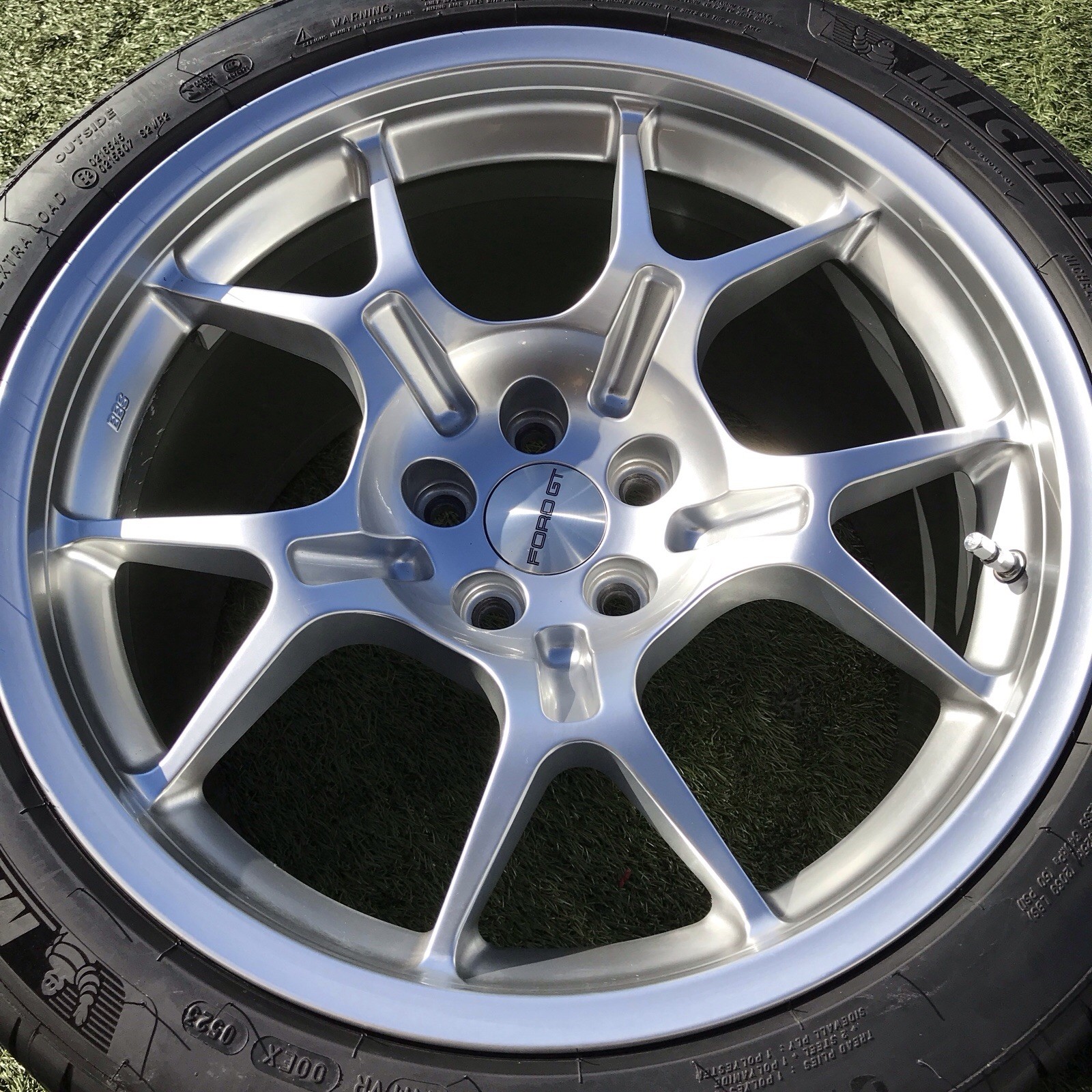 18 19 FORD GT RIMS TIRES OEM GENUINE SET FACTORY WHEELS 4G7V1007DA BBS
