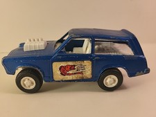 Vintage Tootsietoy Purple VEGA Wagon Sport Ranch Red Sticker Made In USA