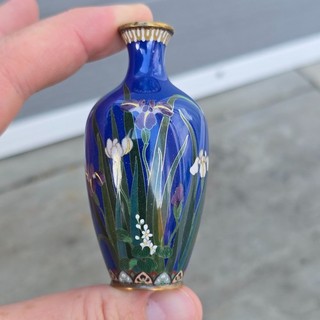 Japanese Antique Cloisonne Vase Iris Design Meiji Period Superb Quality EX Cond