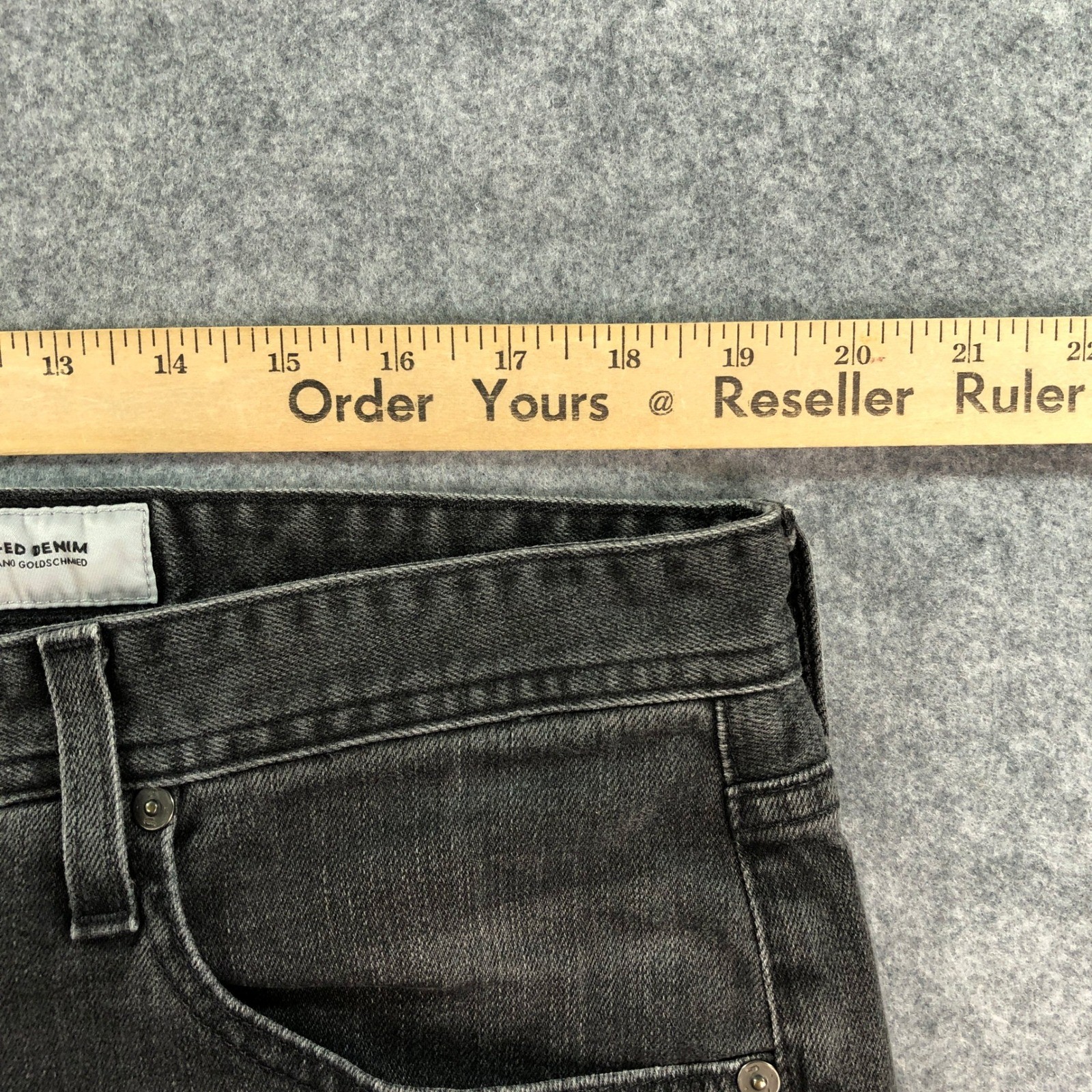 AG The Graduate Tailored Leg Mens 38x30 Gray Denim Jeans thumbnail 9