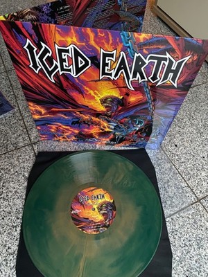 LP Iced Earth   The Dark Saga Limited Edition Vinyl Galaxy