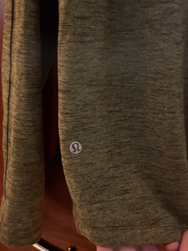 LULULEMON SURGE 1/4 Zip Men’s MEDIUM Green LS mpn: LM3DH0S Thumb Slit - Pocket - Picture 9 of 10