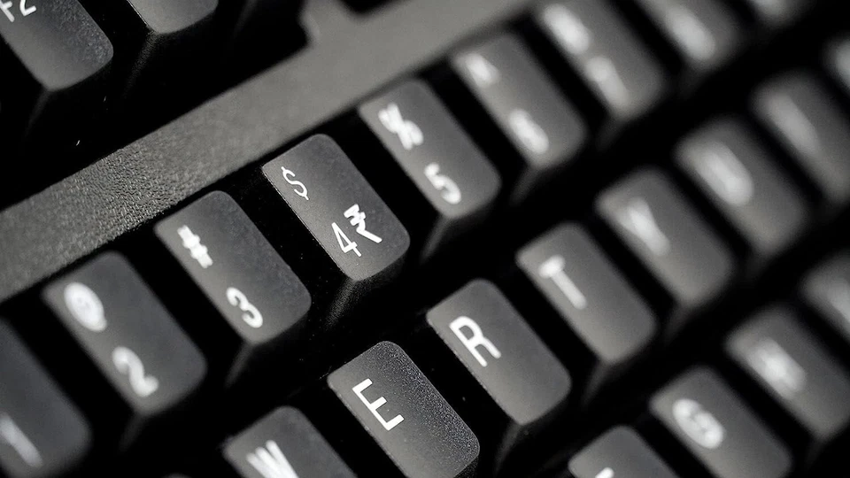 ELECTRONICS USB Gold Keyboard (Black) Laptop, Desktop PC - Image 3 of 4