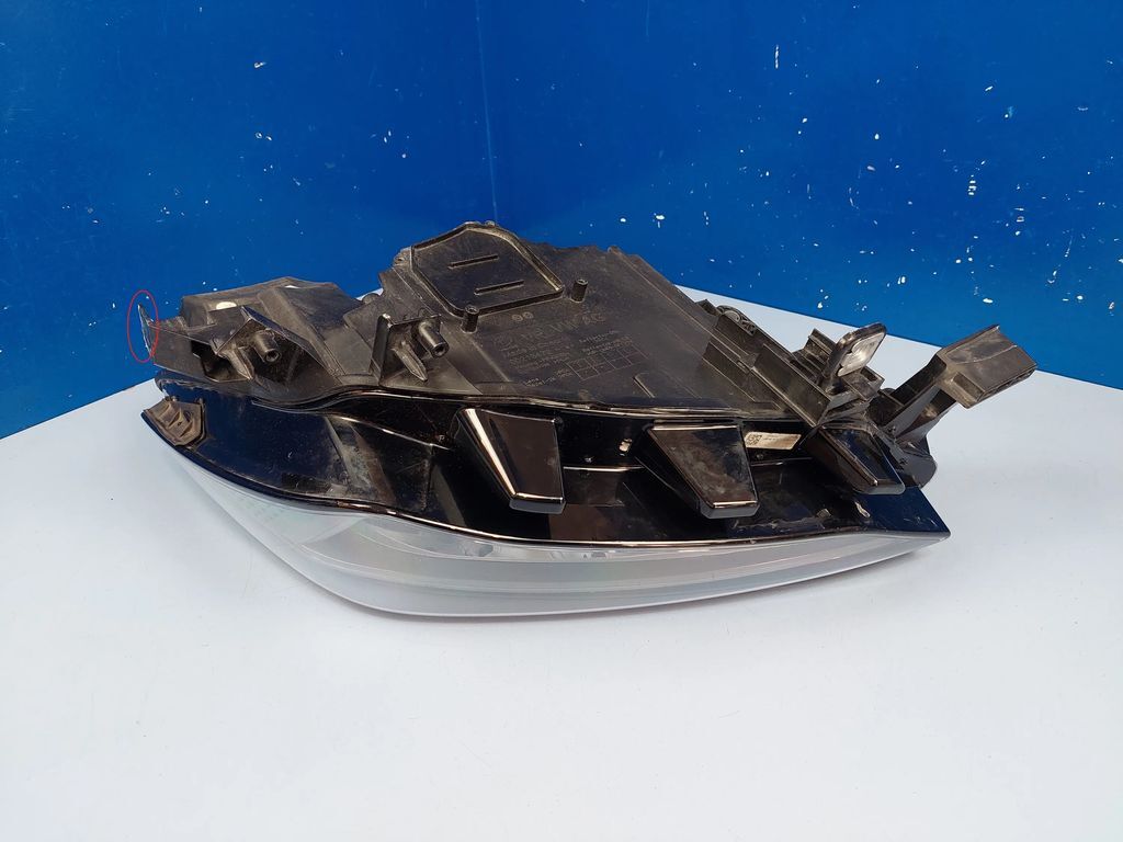 Cupra Born 2022 Left front headlight headlamp 10F941007H AXP43744 