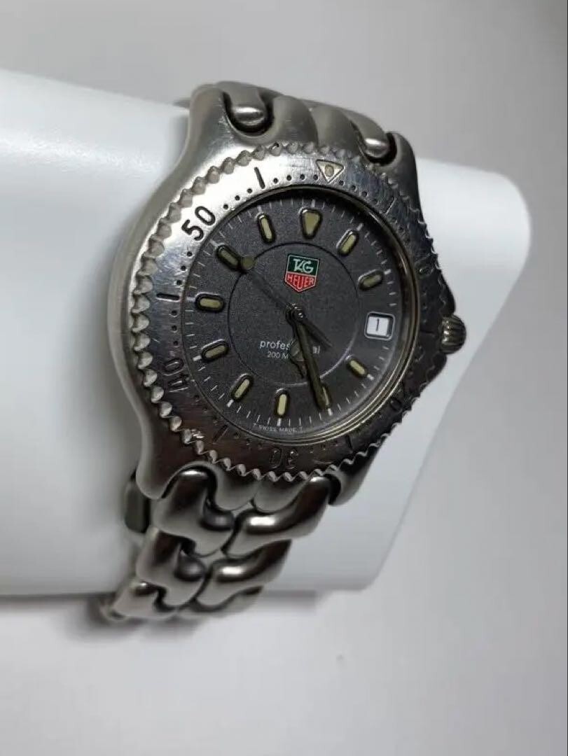USED Excellent] TAG Heuer S/el Professional 200m Men's Size Grey