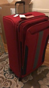 33 inch spinner luggage