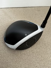Taylormade Sim2 Driver 10.5 Degree Stiff Flex HZRDUS Smoke RDX