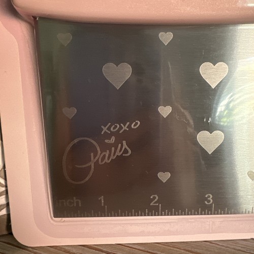 NEW PARIS HILTON Pink Stainless Steel Bench Scraper With Hearts Designer Signed - Picture 3 of 6