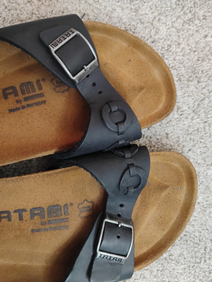 Sandalias de cuero negras estrechas Tatami By Birkenstock para mujer talla 38/7  Foto 3 de 4