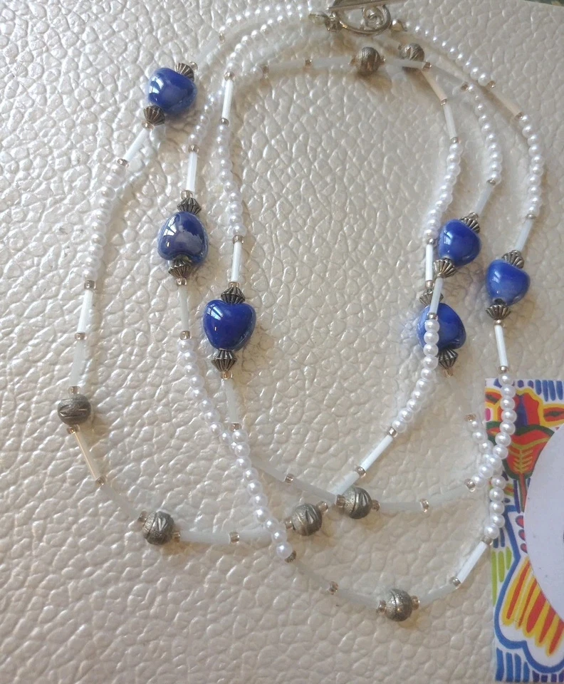 Collana di Perle e Cuori Di Ceramica Smaltata 💙 LuaCreazioni 💙 - Immagine 2 di 4
