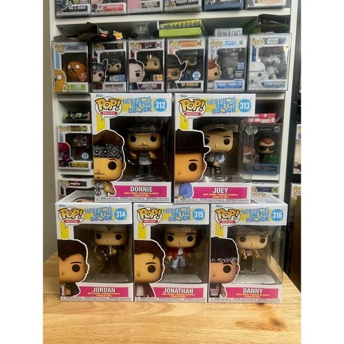 COMPLETE SET New Kids on the Block Funko Pops Donnie Joey Da Vintage vintage concert t-shirt, vintage, single stitch, B+ condition