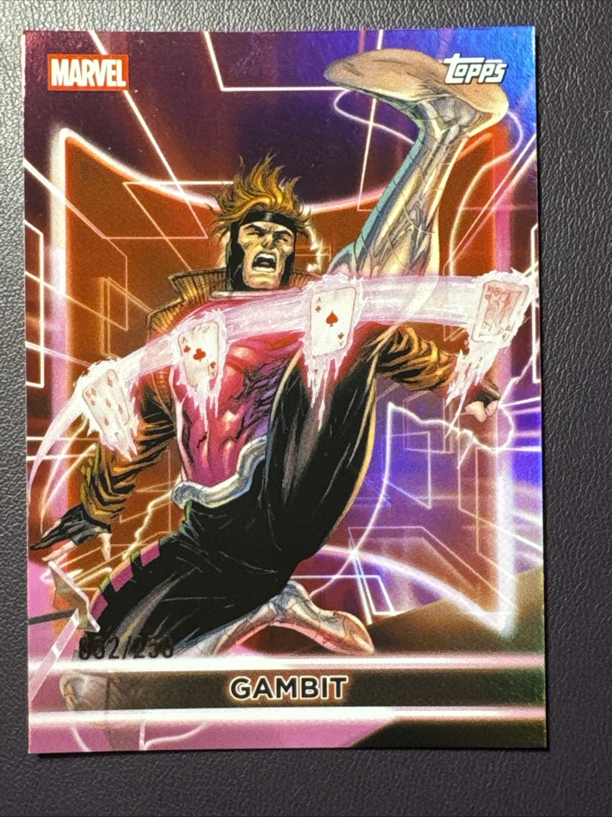 Gambit #53 2026 Topps Marvel Neon - Pink Foil /250