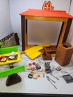 VTG Mattel 1982 Barbie Loves McDonalds Restaurant Playset  Incomplete