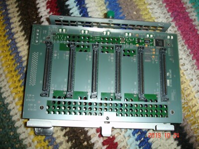 Fujitsu Siemens Primergy TX200 TX300 S2 SCSI Backplane Board A3C40052611