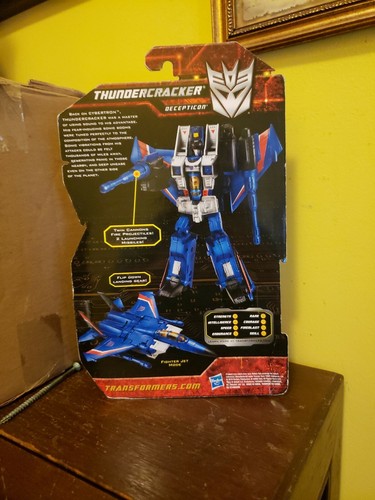 transformers generations thundercracker Deluxe Class MISB - Picture 2 of 5