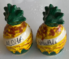 Aloha Hawaii Pineapple Salt and Pepper Shakers Vintage Travel Souvenir Japan