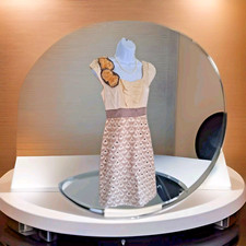 Anthropologie Dress Size 2 Beige Babergh Sheath Dress Scalloped Skirt Floreat