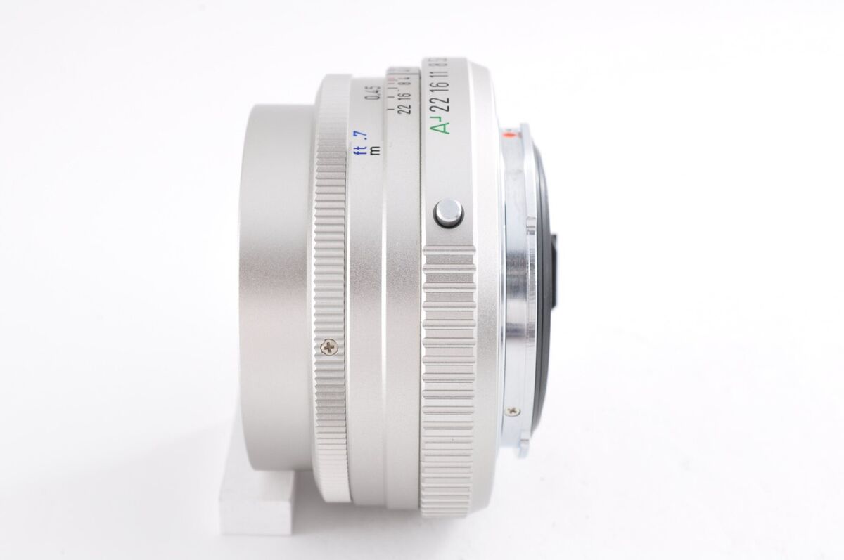 Pentax smc PENTAX-FA 43mm f1.9 Limited - Silver K Mount From Pentax smc PENTAX-FA 43mm f1.9 Limited - Silver K Mount From