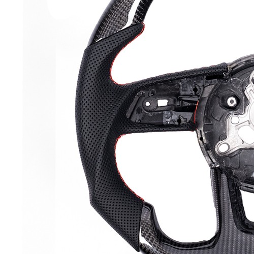 Customized Carbon Fiber Steering Wheel for 2017-2024 AUDI RS3 RS4 RS5 RS6 RS7 - Picture 4 of 8