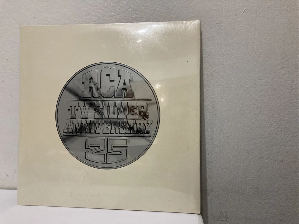 Complete-The Age of Television 25 Year Silver Anniversary RCA Record Book LP B3 - Image 2 of 4