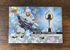 2021-22 MVP Hart Attack #HA-16 Elias Pettersson Vancouver Canucks