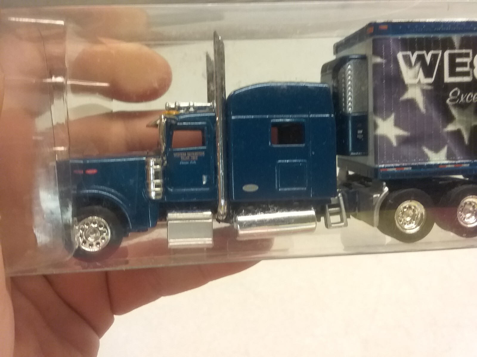 Picture 16 of 24