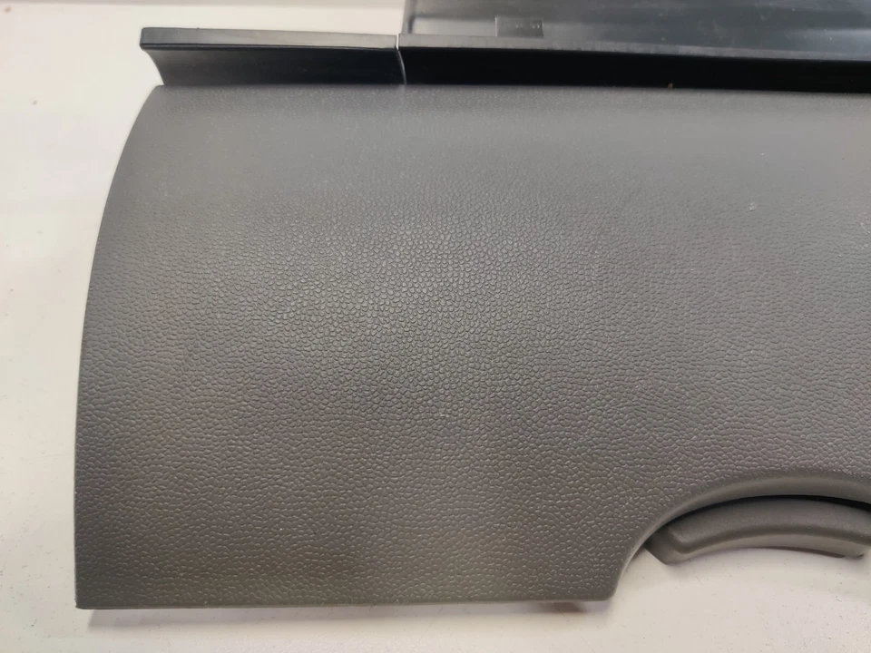 Conjunto de puerta guantera superior Nissan Xterra 2005-2015 Foto 2 de 4