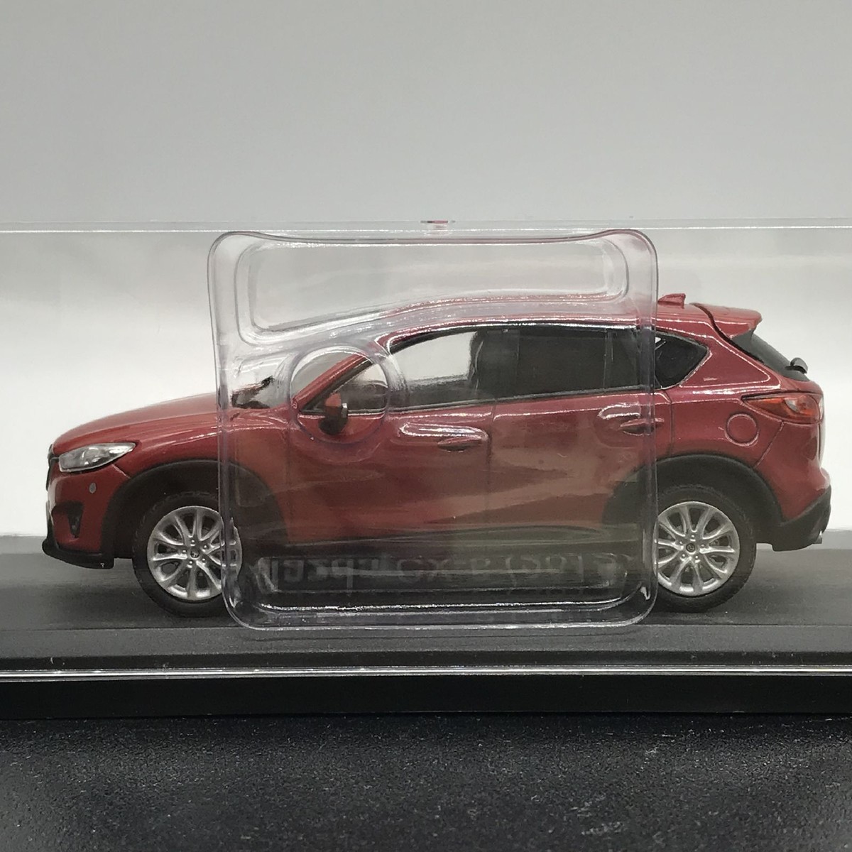 Mazda CX-5 (2021) 1/43 ミニカー Mazda CX-5 (2021) 1/43 ミニカー 1/43 MAZDA CX-5 Sports
