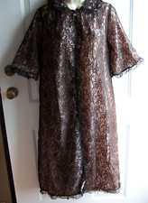 Vtg Black MCM Peignoir ROBE Lingerie Knee Length Black Lace over Pink Lining