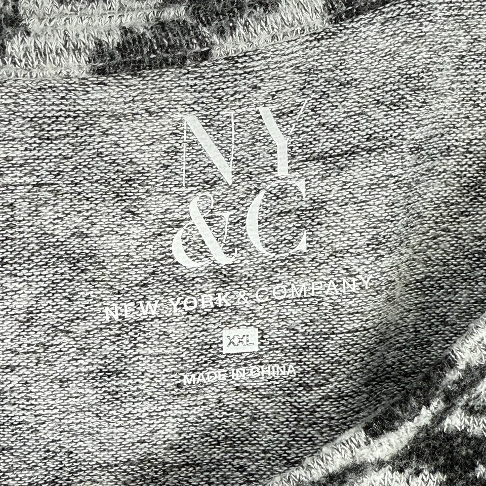 Camiseta sin mangas New York & Company tejida con estampado de animales para mujer talla 2XL gris Foto 4 de 4