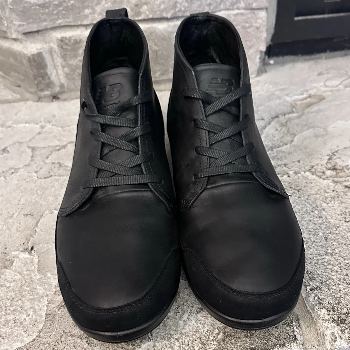 Mint New Balance Extra-Wide Black Leather Chukka Boots Shoes 13 EE Men BM3020BK