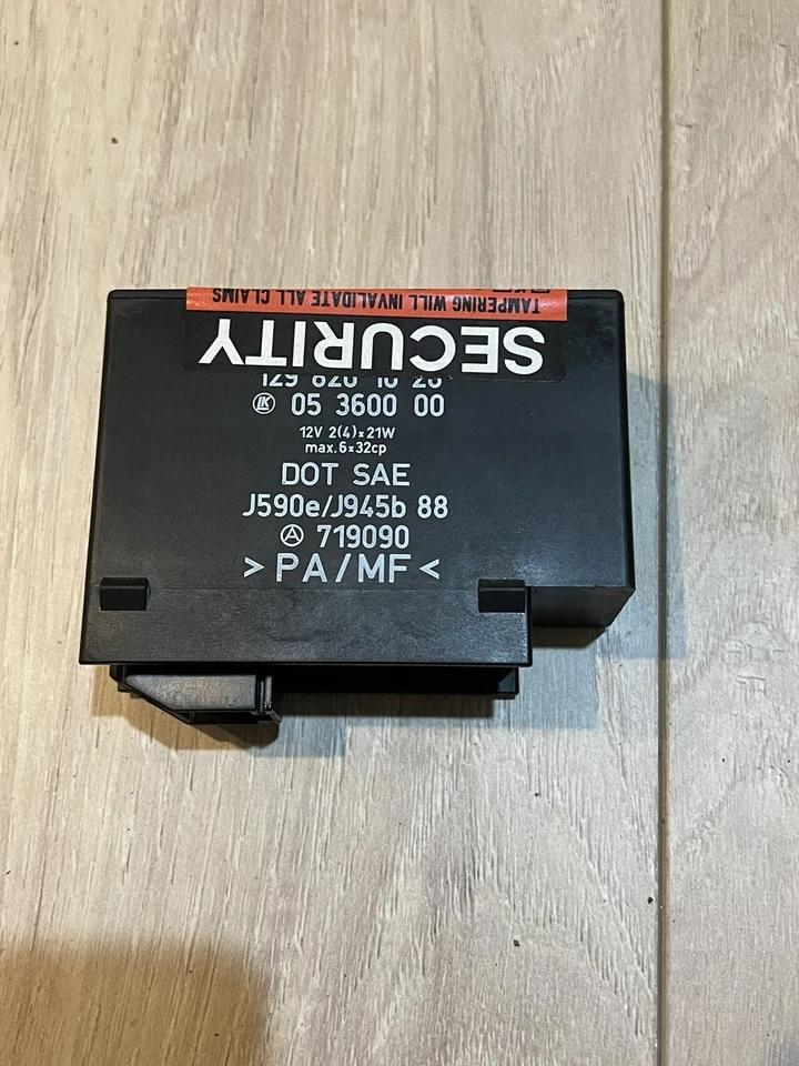 90-95 梅赛德斯 R129 SL320 SL500 500SL 闪烁危险警告控制单元 原始设备制造商 — 第 2/4 张图片
