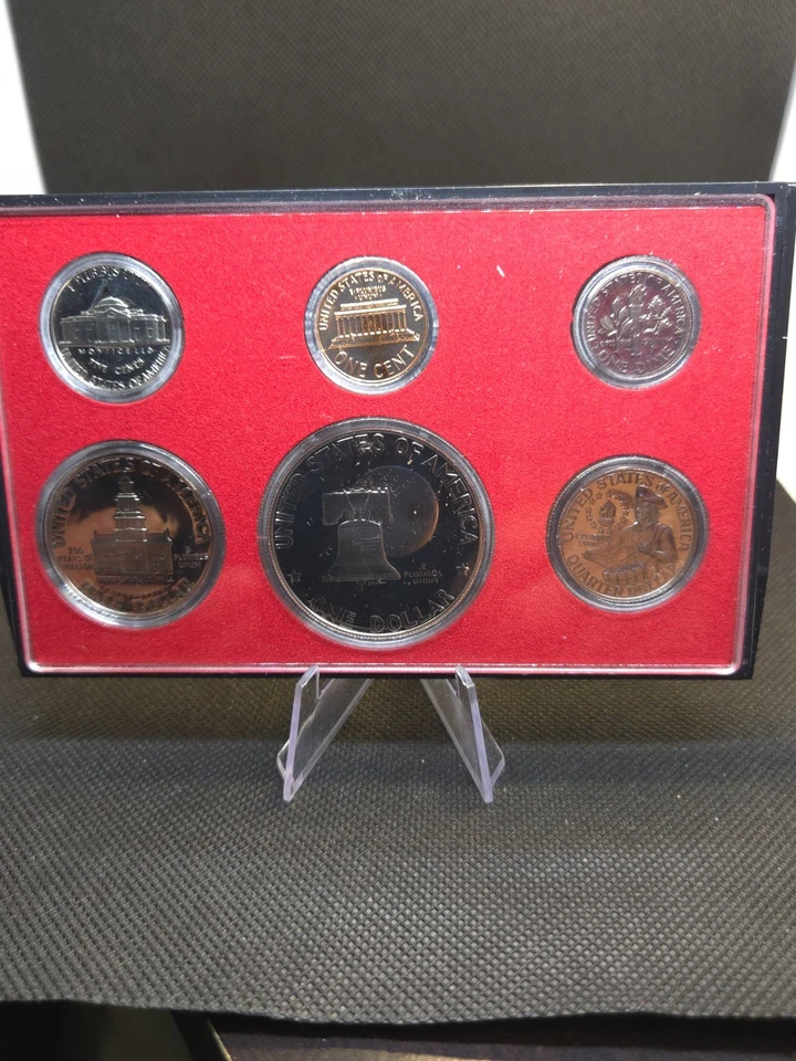 1975–1982 U.S. Mint Proof Set Collection-Bicentennial Legacy • Type 2 SBA - Image 3 of 4