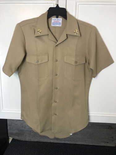 US NAVY USN OFFICAL LIEUTENANT UNIFORM 