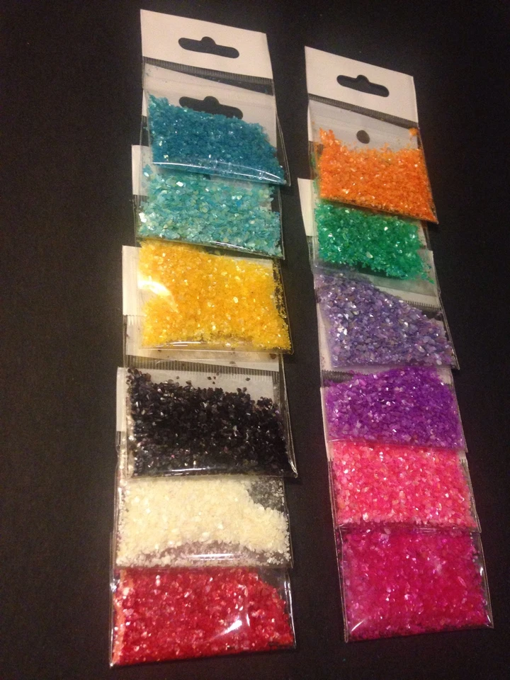 12 bolsas de concha triturada perfecta para mezclar con tus polvos acrílicos Foto 2 de 2