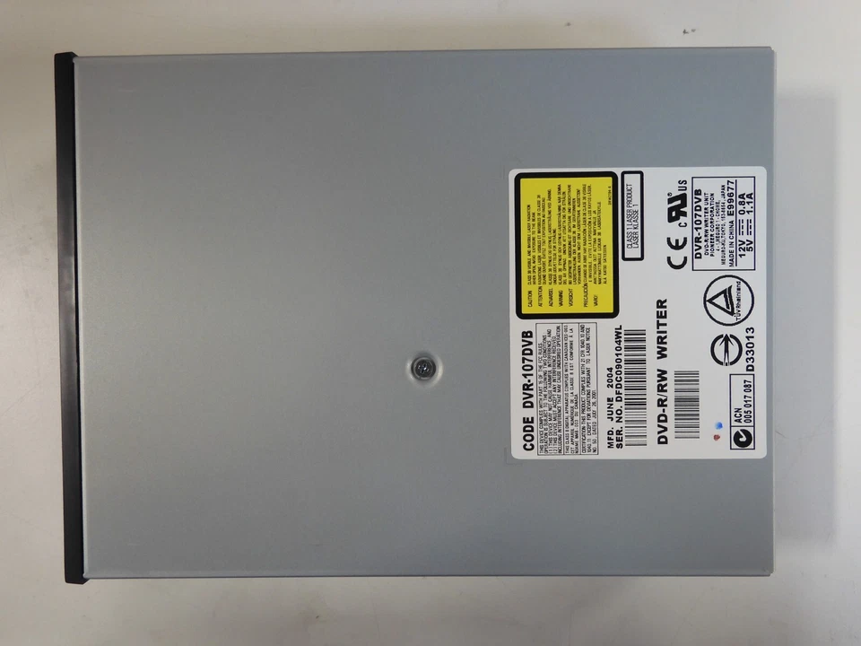 PIONEER DVD-R/RW CDRW 5.25" Black 12/40X INTERNAL IDE Drive DVR-107DVB - Image 3 of 3